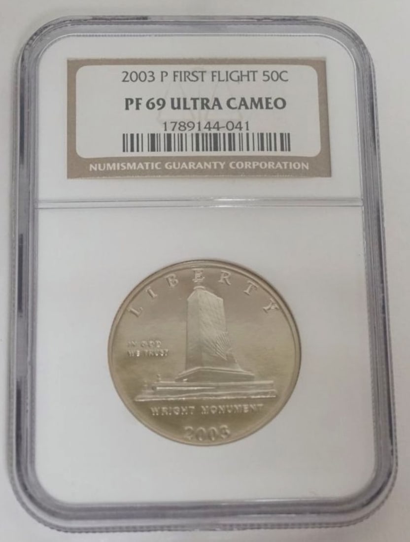 FIRST FLIGHT ORVILLE & WILBUR SILVER SILVER HALF DOLLAR (1 of 3)