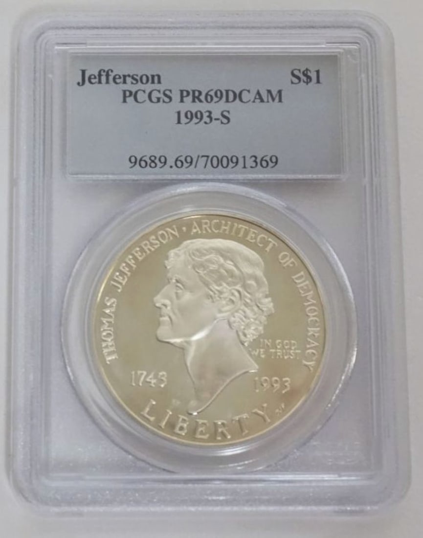 THOMAS JEFFERSON MONTICELLO SILVER DOLLAR (1 of 3)