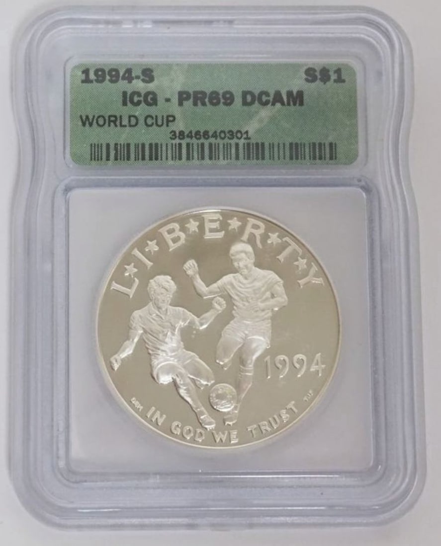 WORLD CUP SILVER DOLLAR (1 of 3)