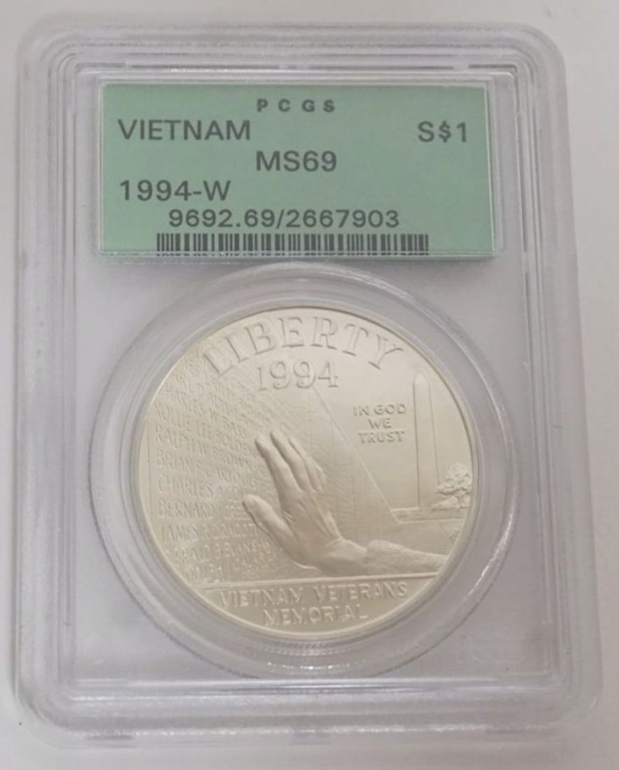 VIETNAM COMMEMORATIVE SILVER DOLLAR (1 of 3)