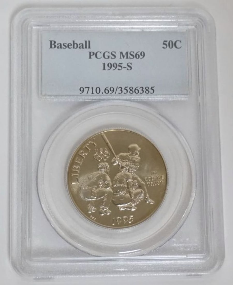 BASEBALL SILVER HALF DOLLAR (1 of 3)