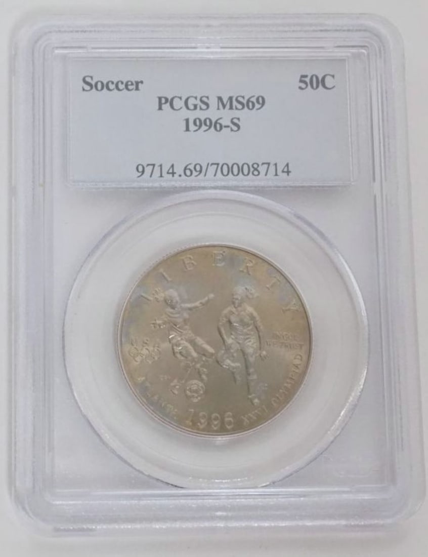 SOCCER OLYMPICS SILVER HALF DOLLAR (1 of 3)