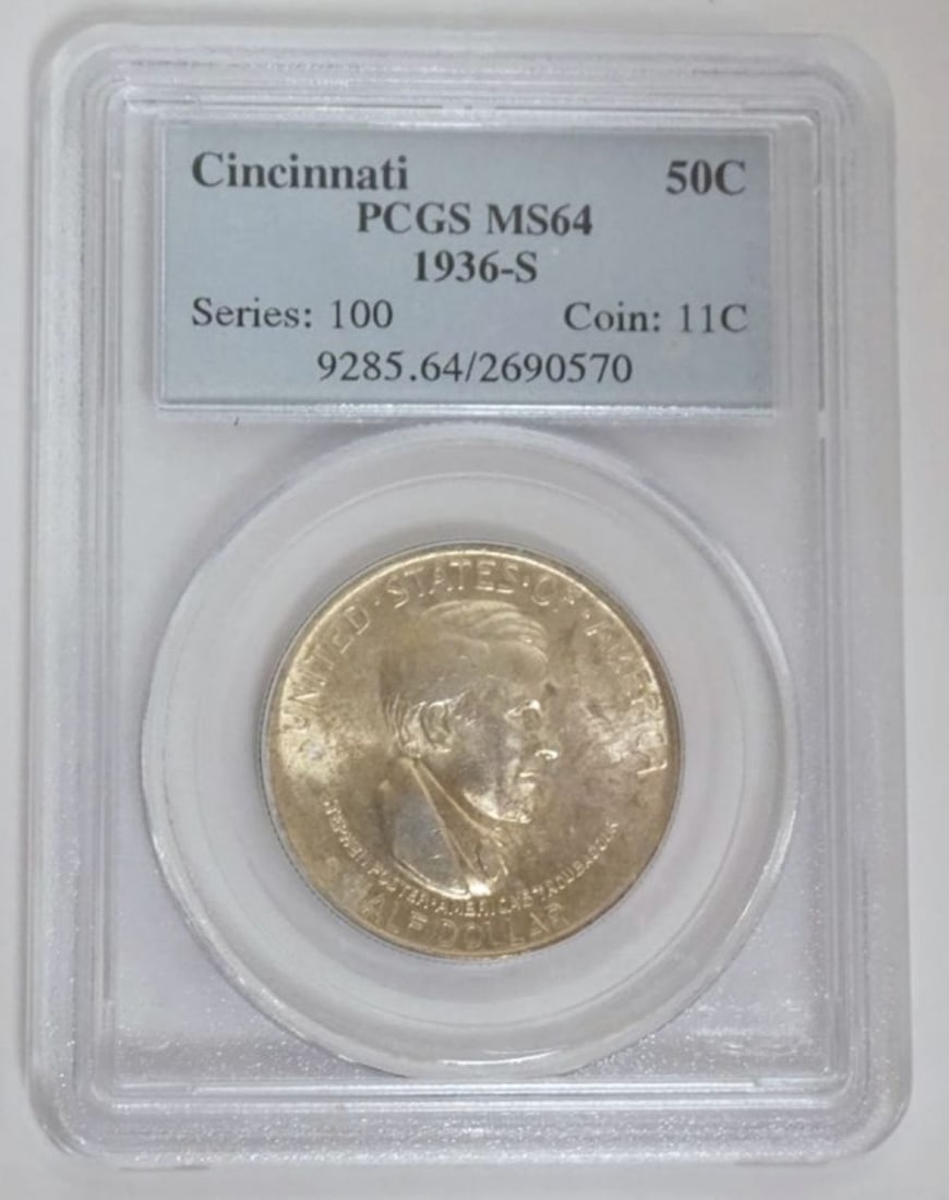 CINCINNATI SILVER HALF DOLLAR (1 of 3)