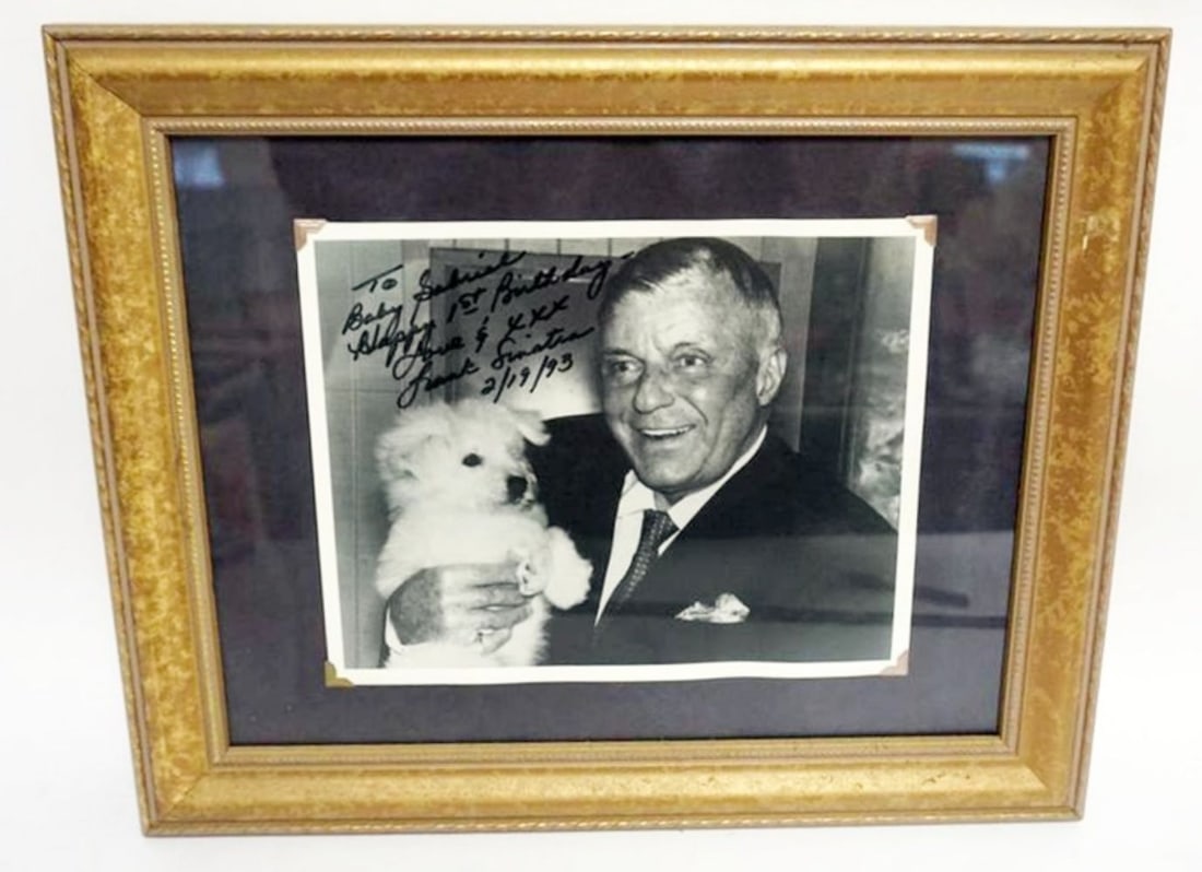FRANK SINATRA FRAMED PHOTO W/DOG & SIGNATURE (1 of 2)