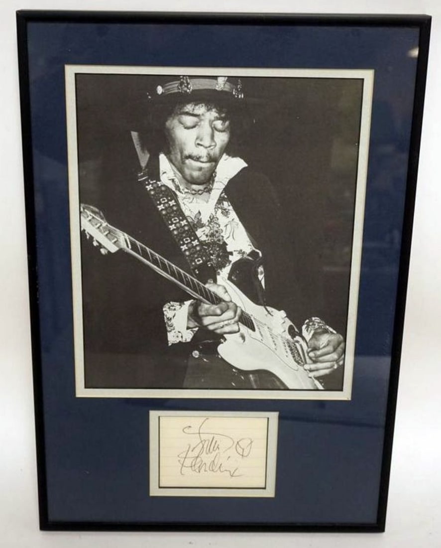 JIMI HENRIX FRAMED & MATTED IMAGE W/SIGNATURE (1 of 2)