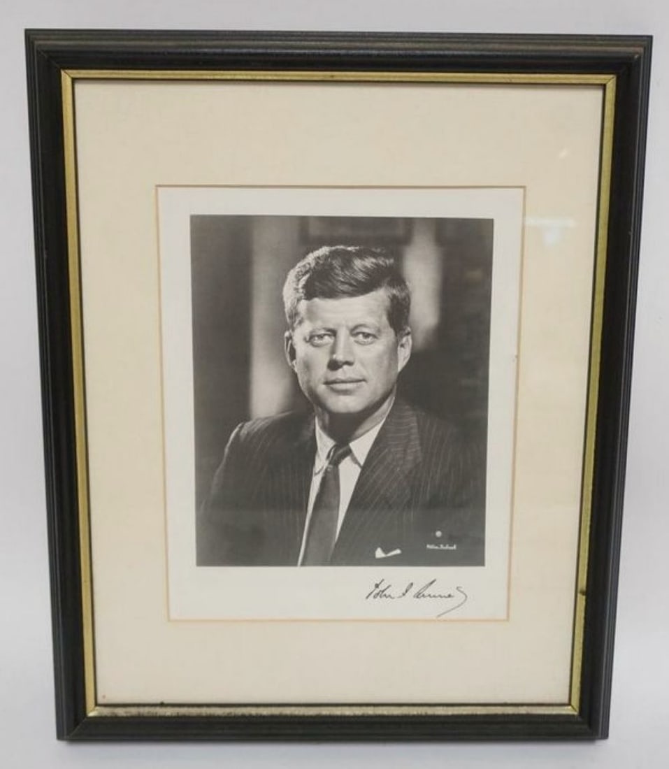 JOHN F KENNEDY FRAMED & MATTED PHOTO W/SIGNATURE (1 of 2)