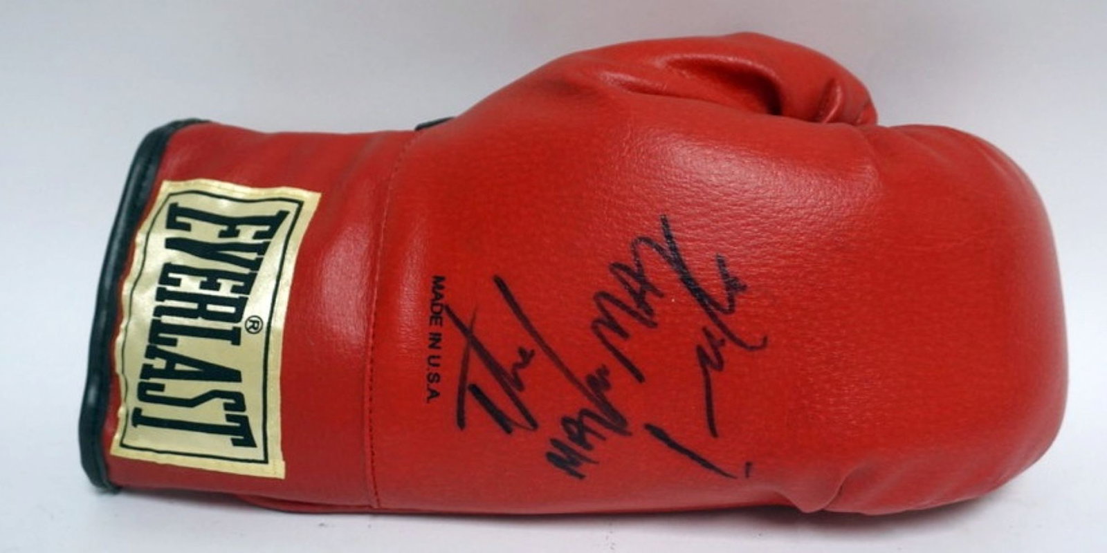 MACHO CAMACHO SIGNED BOXING GLOVE (1 of 2)