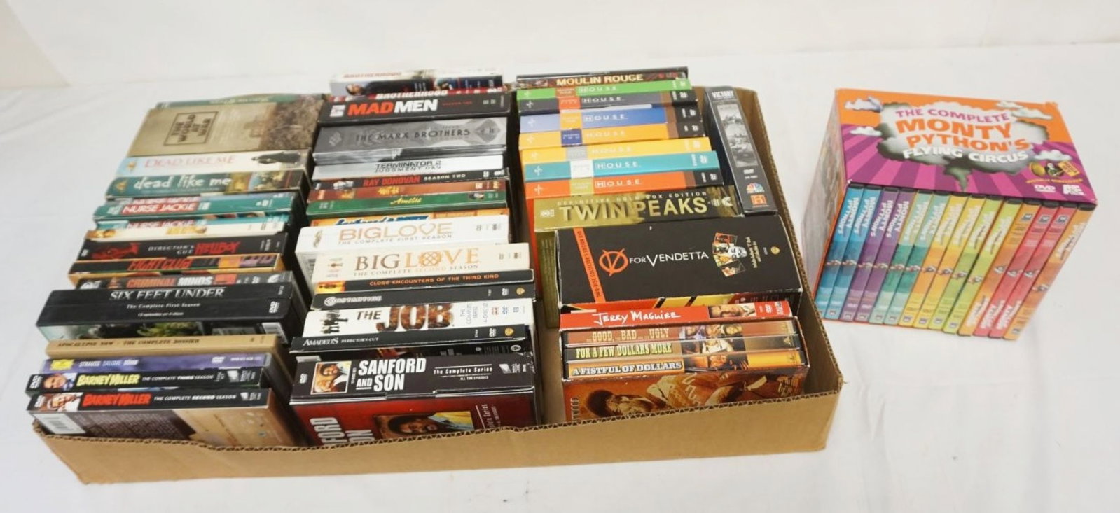 LARGE GROUP OF ASSORTED DVDS: LARGE GROUP OF ASSORTED DVDS