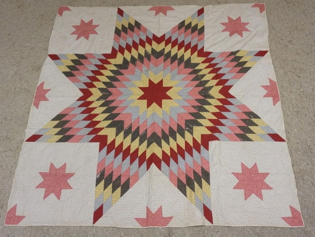 ANTIQUE HAND SEWN QUILT (1 of 4)