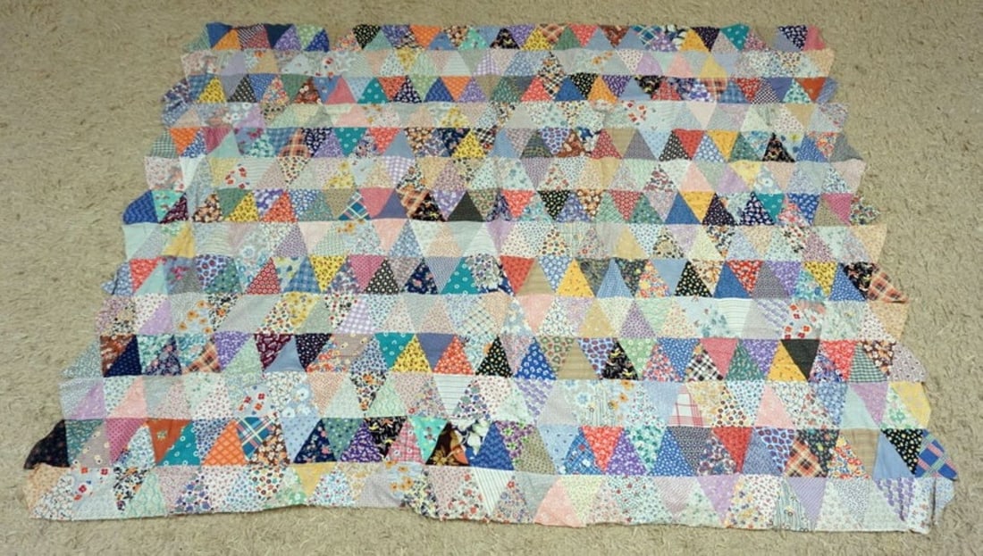 ANTIQUE HAND SEWN QUILT TOP (1 of 3)