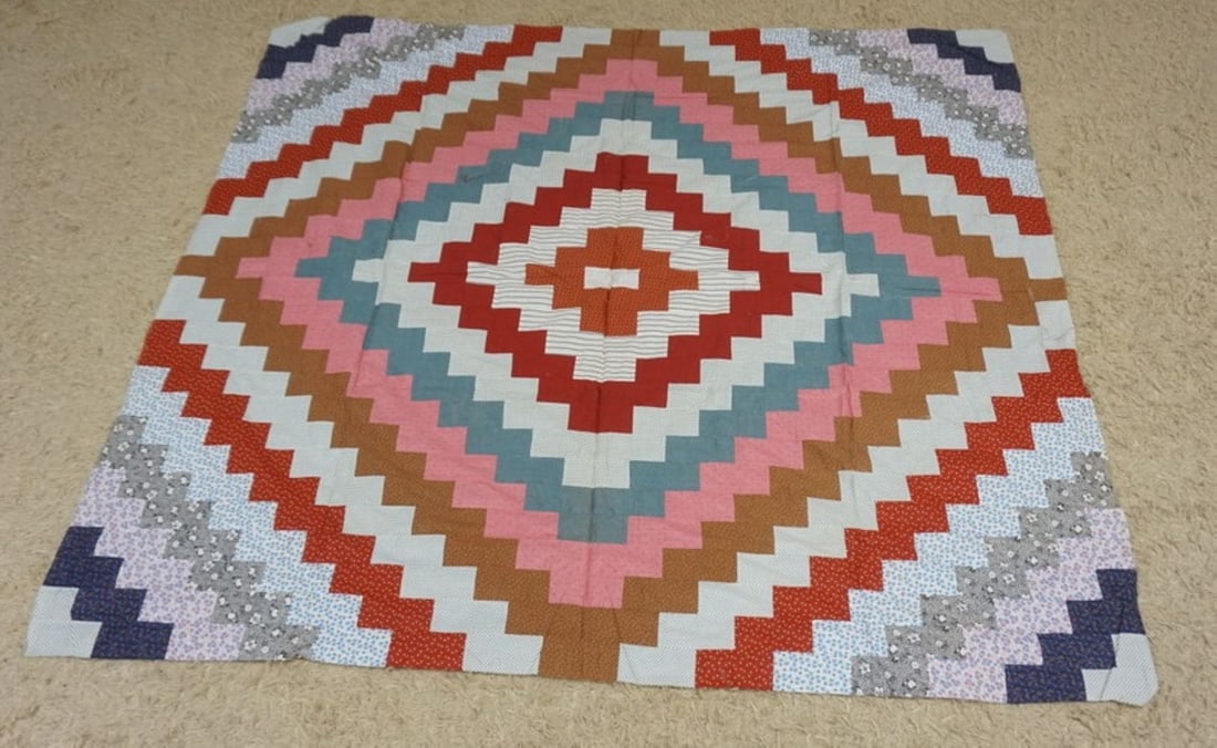 ANTIQUE HAND SEWN QUILT TOP (1 of 3)