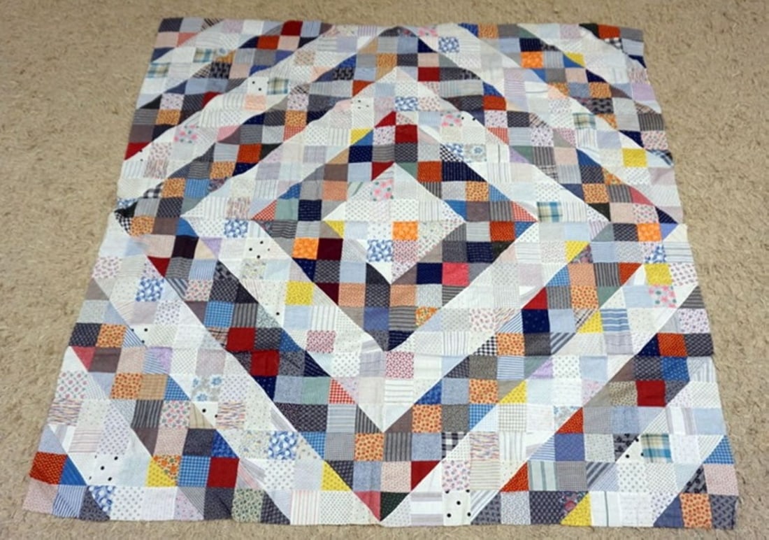 ANTIQUE HAND SEWN QUILT TOP (1 of 3)