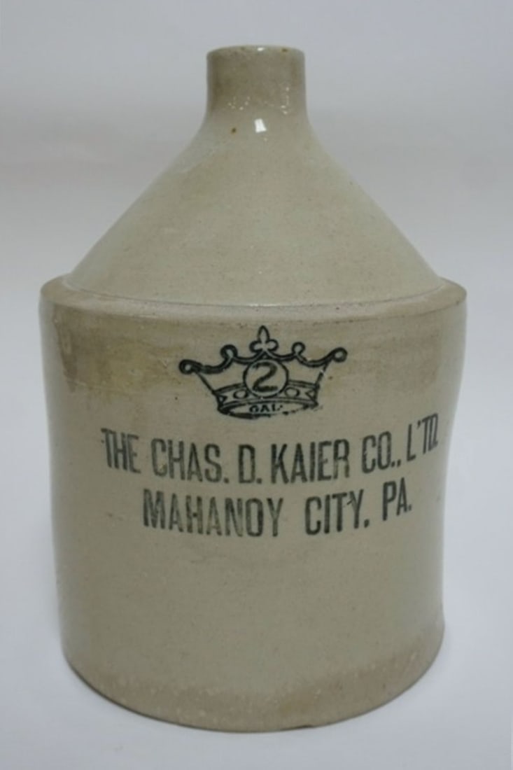 2 GAL STONEWARE JUG (1 of 4)