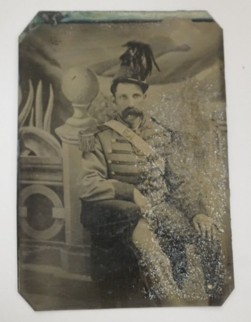 CIVIL WAR SOLDIER TIN TYPE (1 of 3)