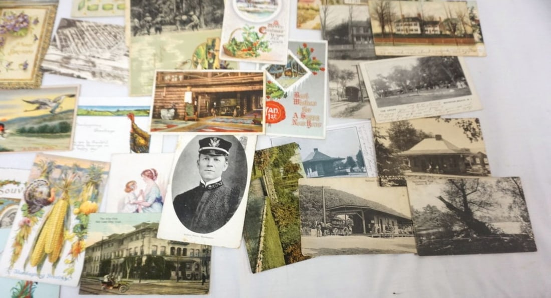 ASSORTED ANTIQUE POST CARDS - 8