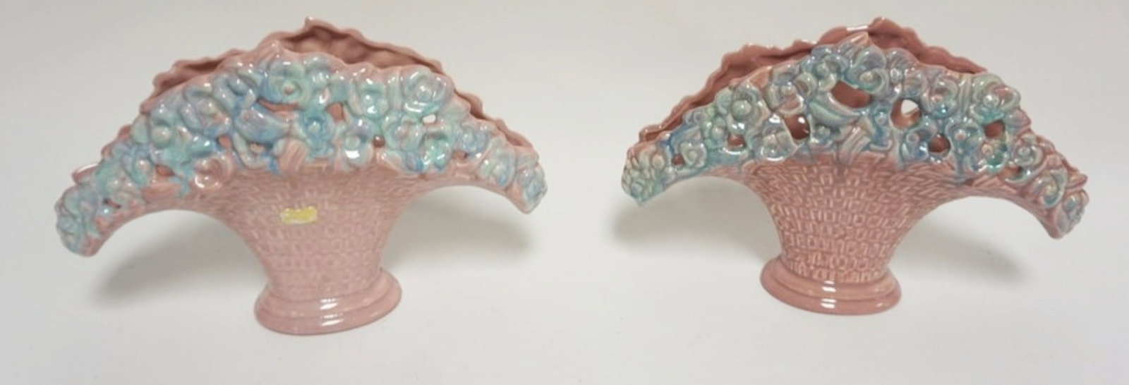 ROYAL HAGER VASES: ROYAL HAGER FLOWER BASKET FAN VASE, APPROXIMATELY 14 IN X 4 IN X 9 IN H