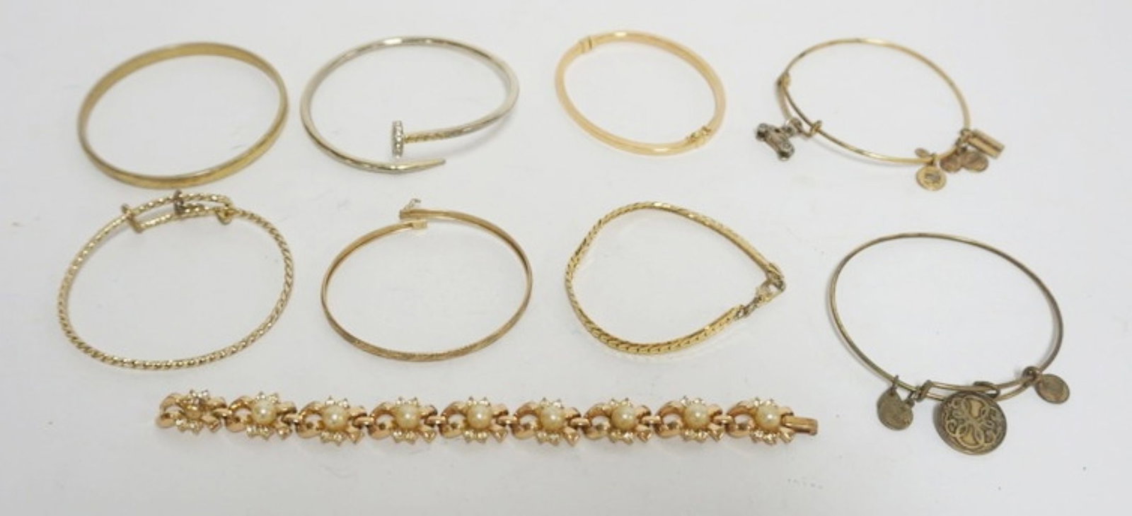 BRACELET ASSORTMENT (1 of 4)