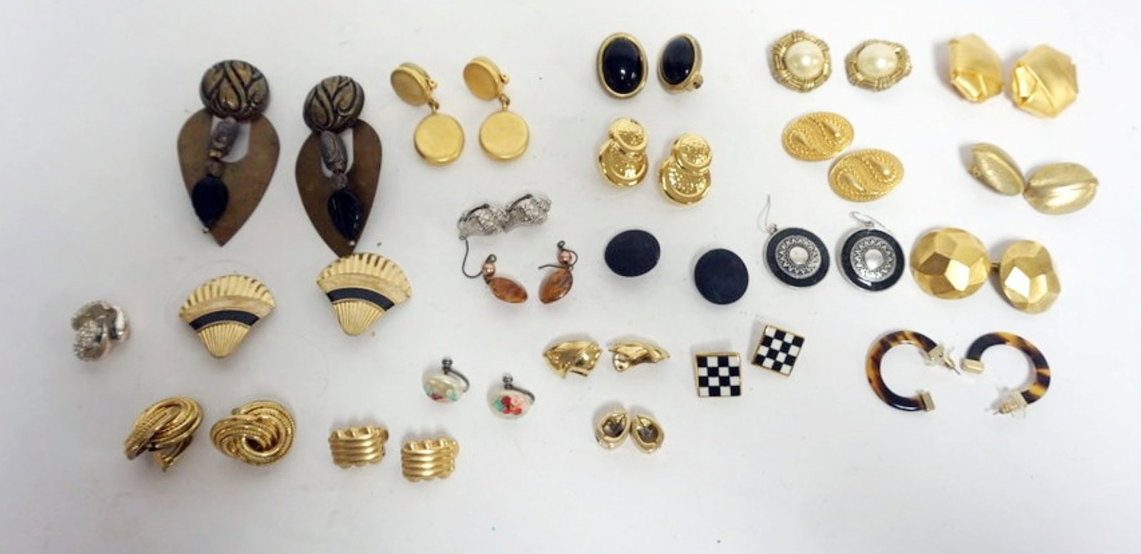 EARRING ASSORTMENT: APPROXIMATELY 20 PAIRS OF EARRINGS, SOME MARKED BY MAKER, CLIP AND PIERCED