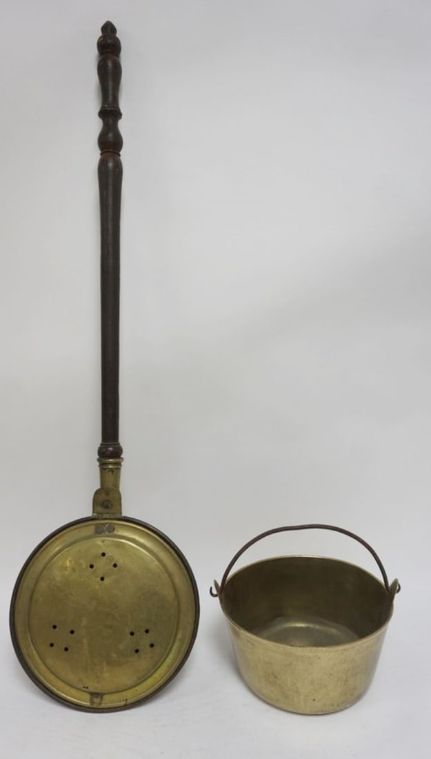 ANTIQUE BRASS BEDWARMER & BRASS POT (1 of 5)