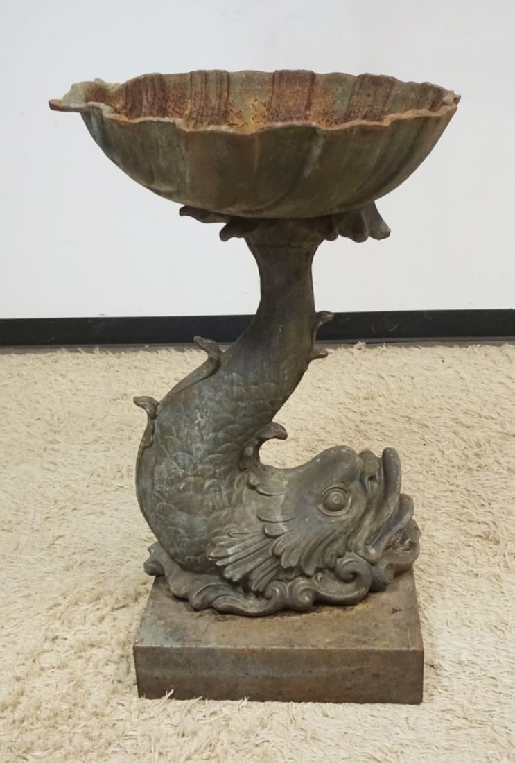 CAST IRON 3 PART SERPENT BIRD BATH: CAST IRON 3 PART SERPENT BIRD BATH W/SHELL FORM BASIN, APPROXIMATELY 24 IN X 22 IN X 35 IN HIGH