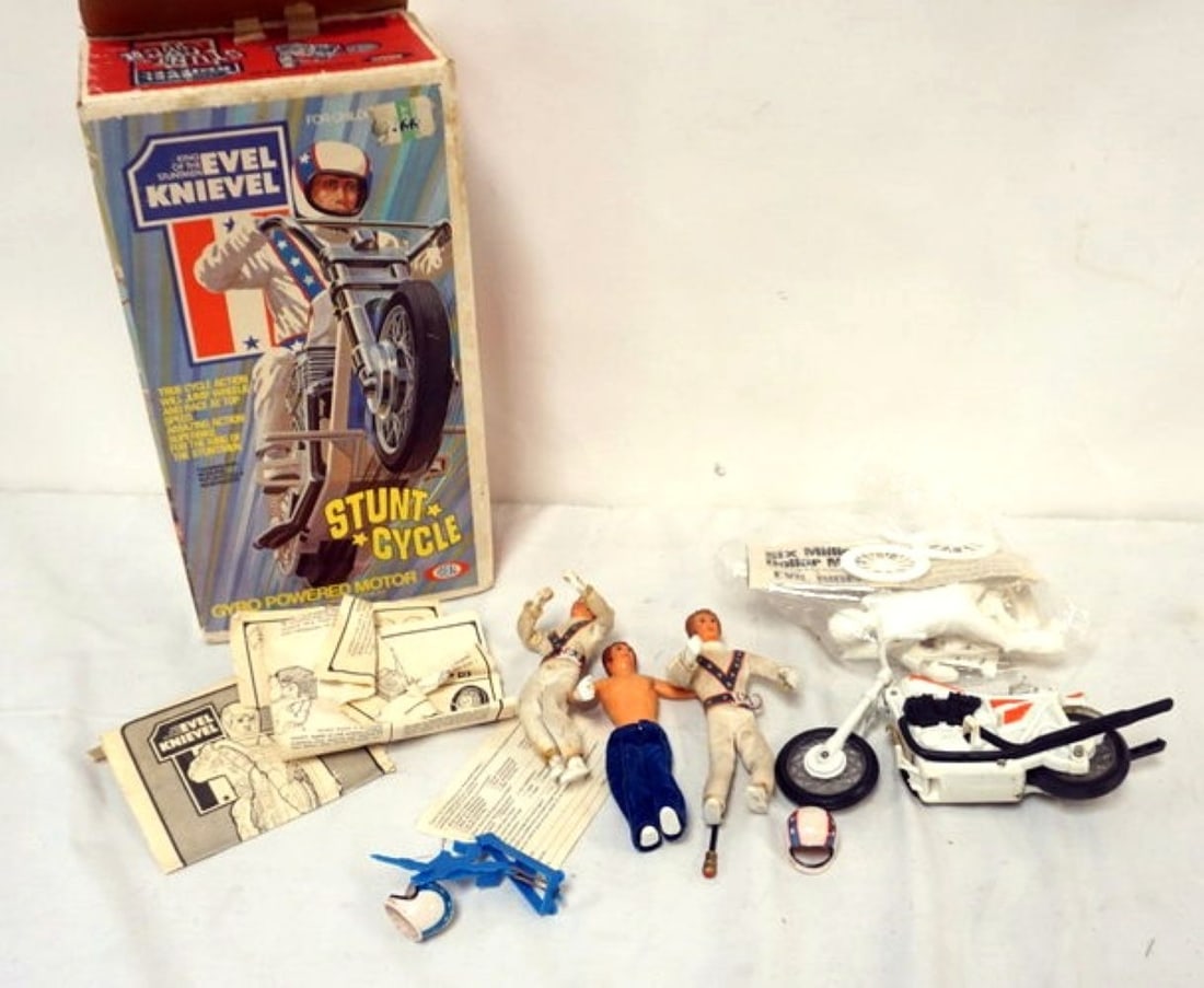 EVIL KNIEVEL AND SIX MILLION DOLLAR MAN: EVIL KNIEVEL STUNT CYCLE BY IDEAL AND SIX MILLION DOLLAR MAN EVIL RIDER, *ALL TOYS HAVE WEAR TO BOXES AND NOT GUARANTEED COMPLETE