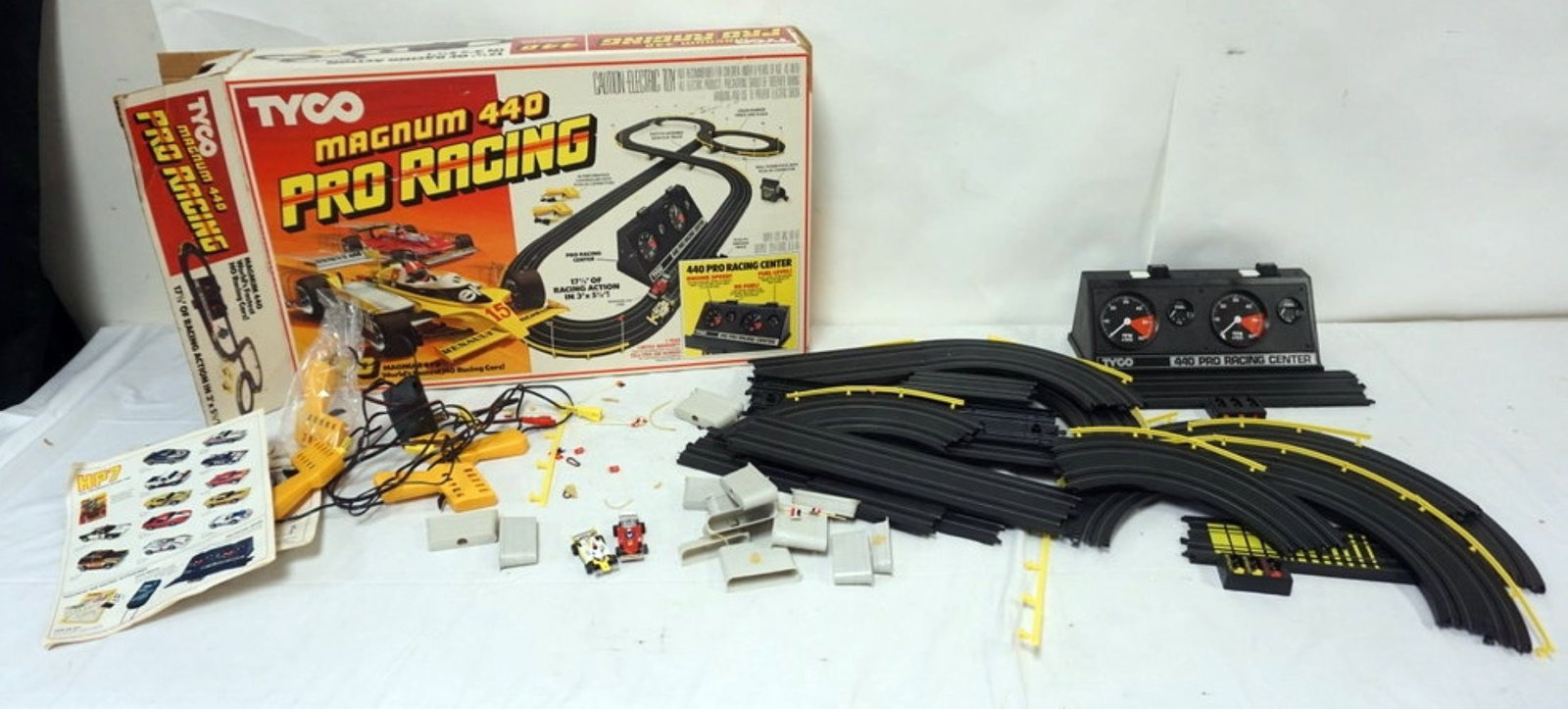 TYCO MAGNUM HO SLOT CAR RACE SET: TYCO MAGNUM 440 HO SLOT CAR RACE SET, *ALL TOYS HAVE WEAR TO BOXES AND NOT GUARANTEED COMPLETE