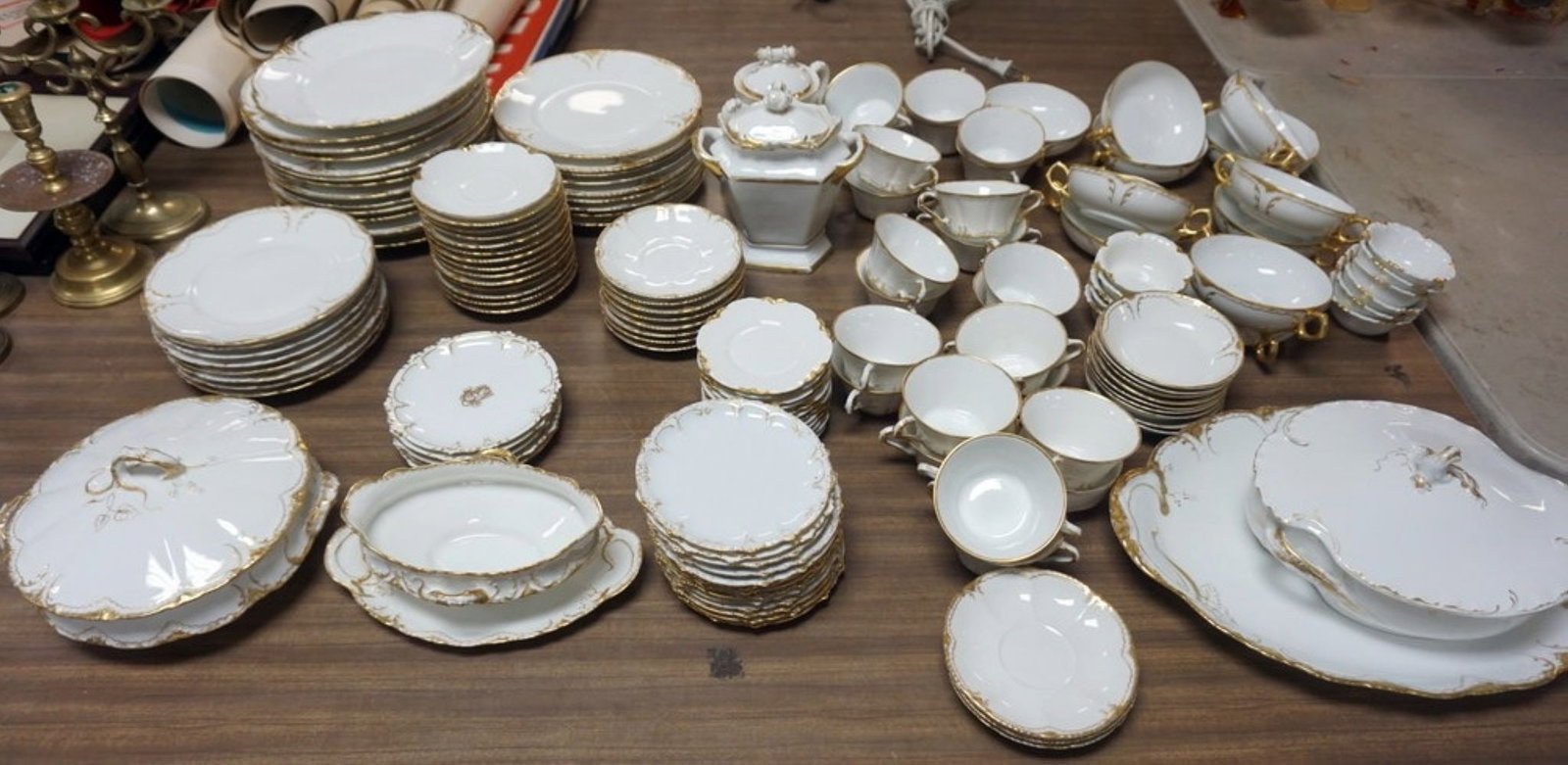 LARGE COLLECTION OF THEODORE HAVILAND LIMOGES (1 of 7)