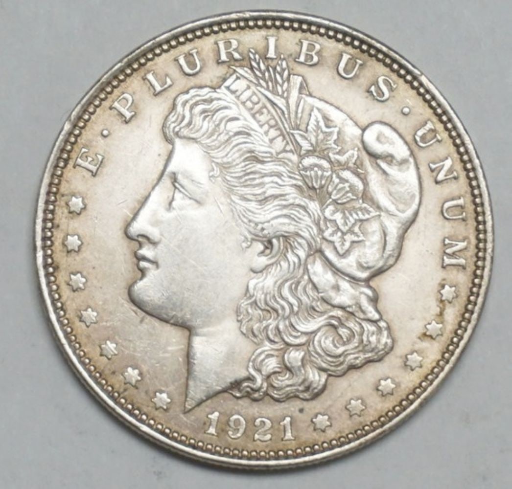 1921 MORGAN SILVER DOLLAR (1 of 4)