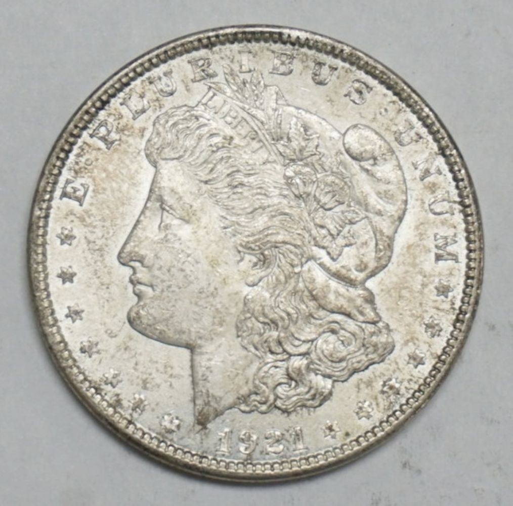 1921 MORGAN SILVER DOLLAR (1 of 4)