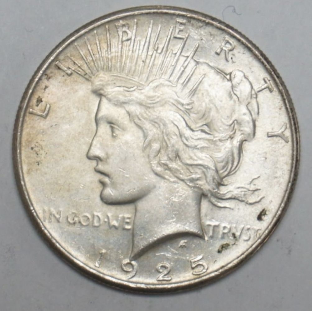 1925 PEACE SILVER DOLLAR (1 of 3)