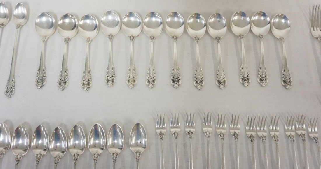 WALLACE GRANDE BAROQUE STERLING FLATWARE SET - 5