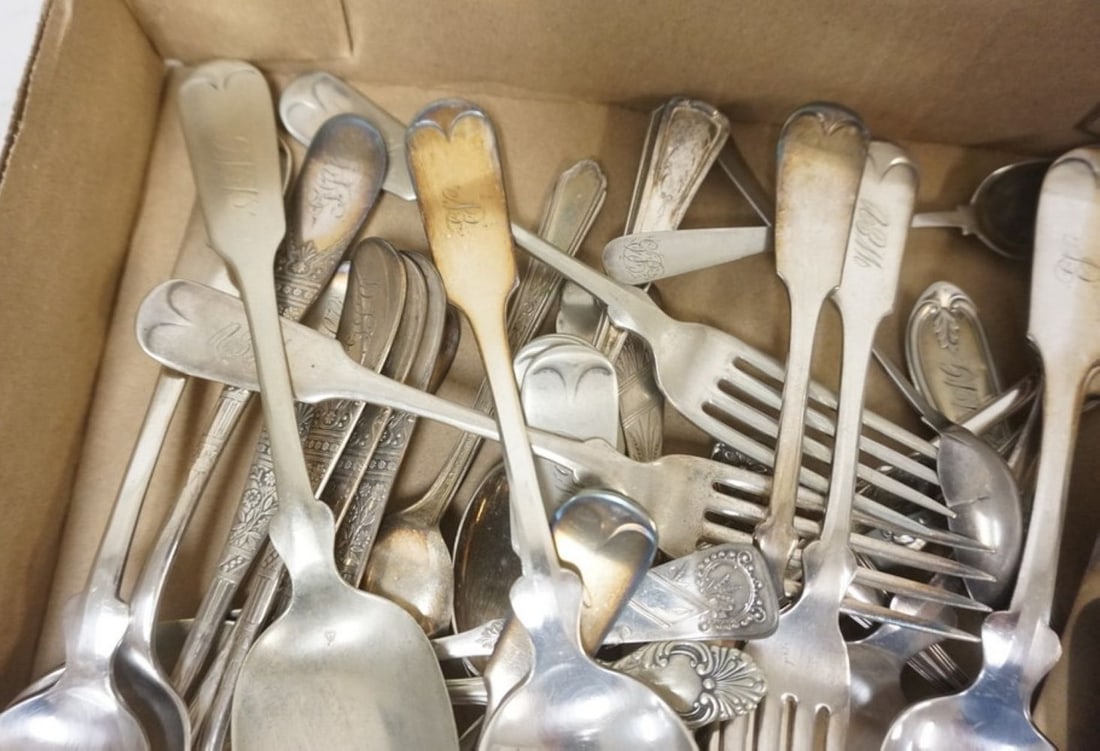 SILVERPLATE FLATWARE - 2