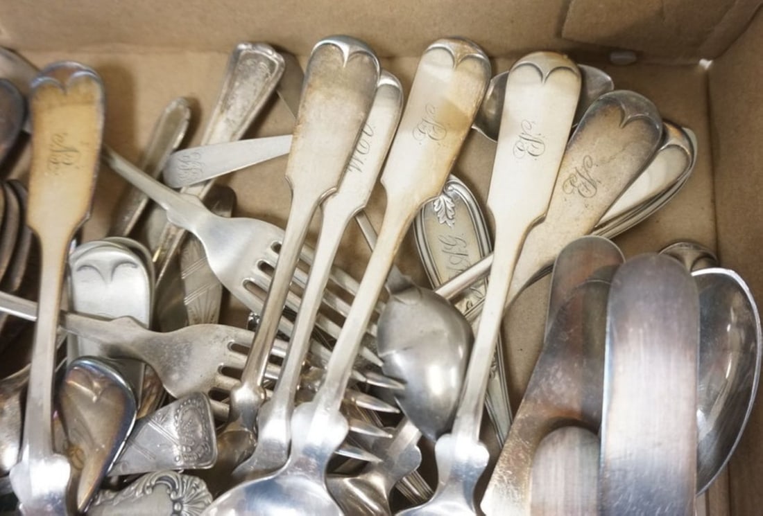 SILVERPLATE FLATWARE - 3