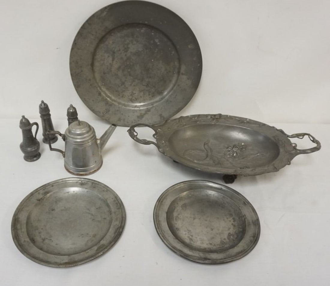 GROUP OF ASSORTED VINTAGE PEWTER (1 of 6)