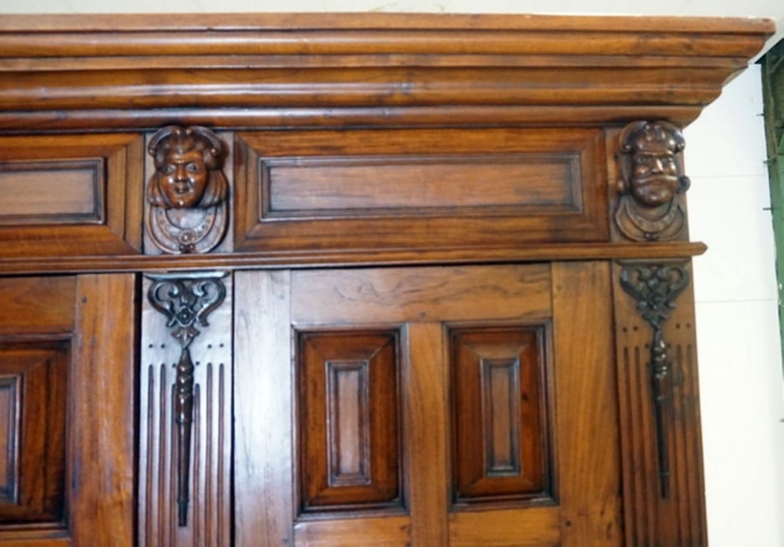 CONTINENTIAL CUPBOARD - 3