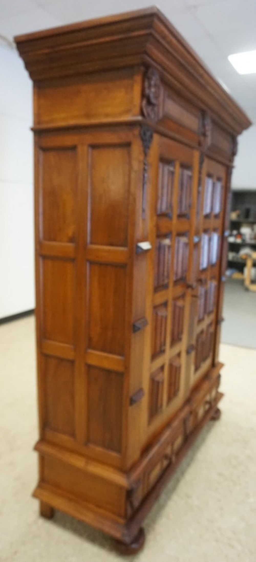 CONTINENTIAL CUPBOARD - 8