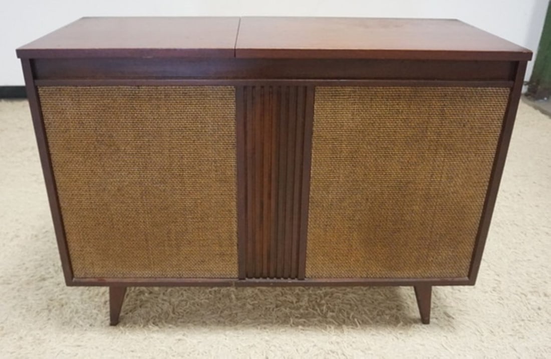 FISHER CONSOLE STEREO (1 of 2)