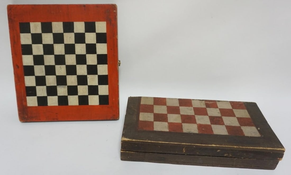 PRIMITIVE FOLK ART BOX AND CHECKER BOARD (1 of 4)