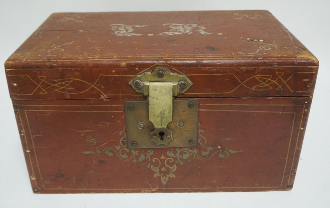 ANTIQUE STORAGE BOX (1 of 5)