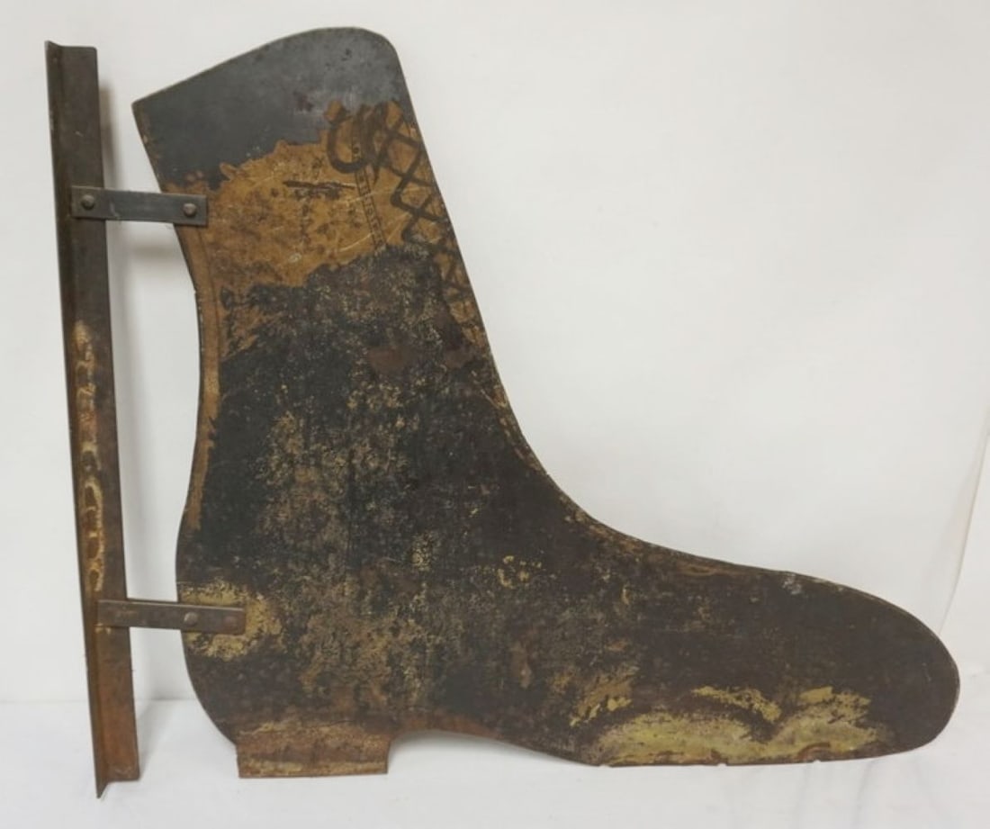 ANTIQUE METAL SIGN (1 of 3)