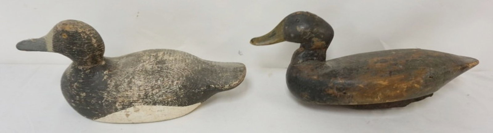 HAND PAINT WOOD DUCK DECOYS (1 of 8)