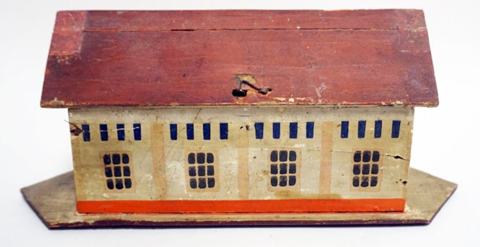 ANTIQUE FOLK ART NOAHS ARK: ANTIQUE FOLK ART NOAHS ARK, APPROXIMATELY 11 IN X 3 IN X 5 IN H