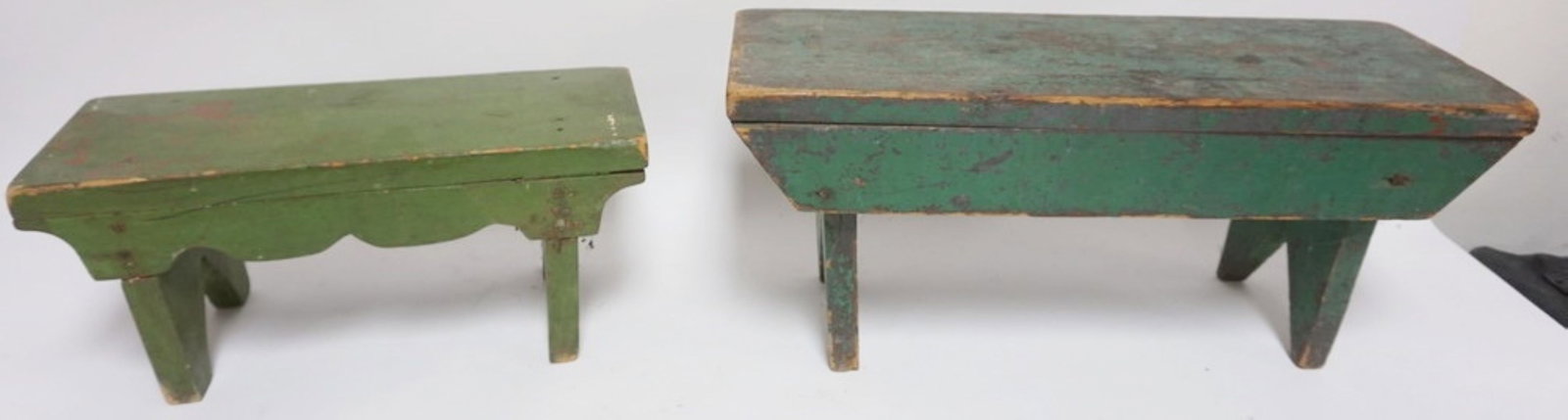 PRIMITIE WOOD STOOLS: 2 PRIMITIVE WOOD STOOLS, LARGEST APPROXIMATELY 20 IN X 8 IN X 9 IN H