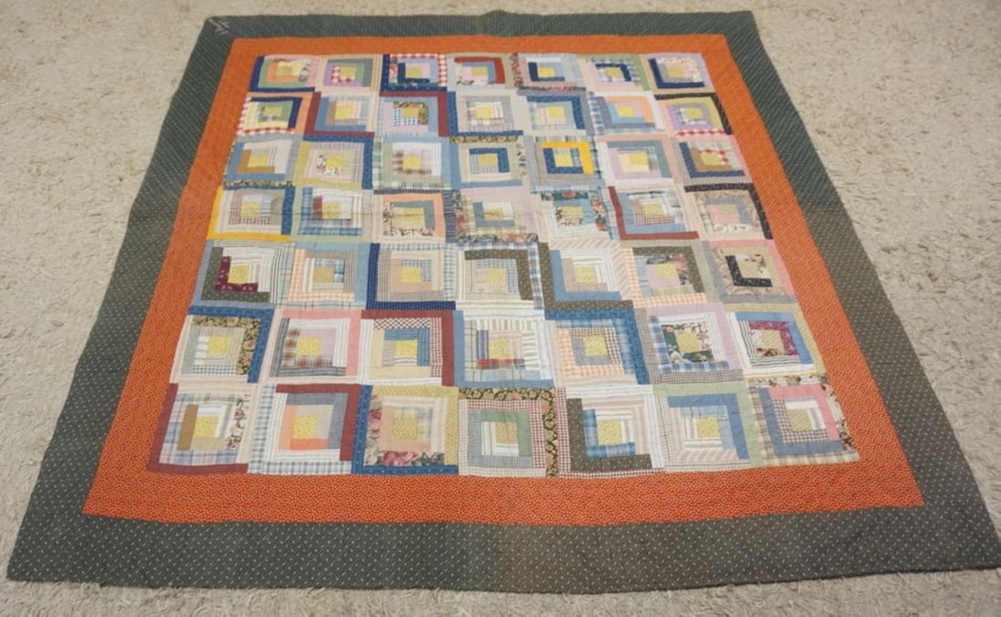 ANTIQUE HAND SEWN QUILT (1 of 3)