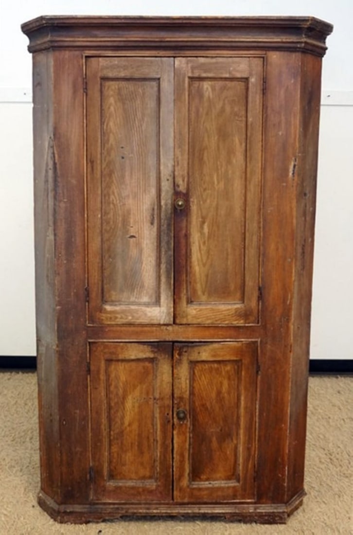 PRIMITIVE CORNER CUPBOARD (1 of 7)