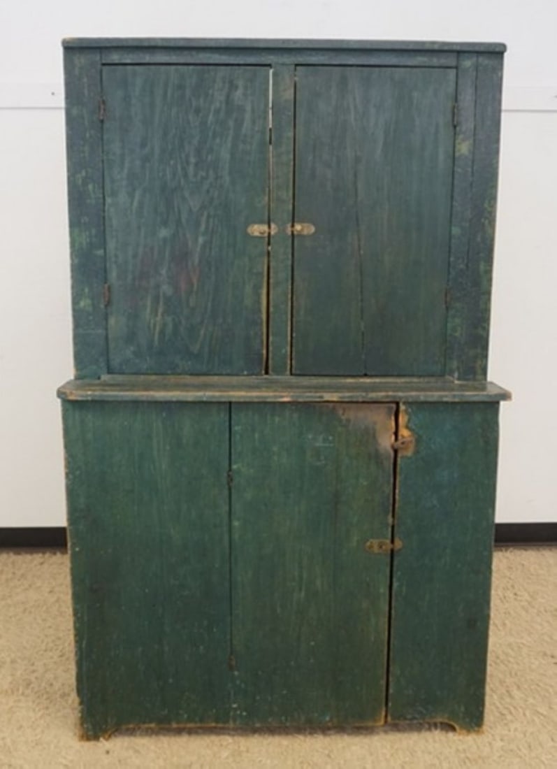 COUNTRY PINE STEP BACK CUPBOARD (1 of 5)