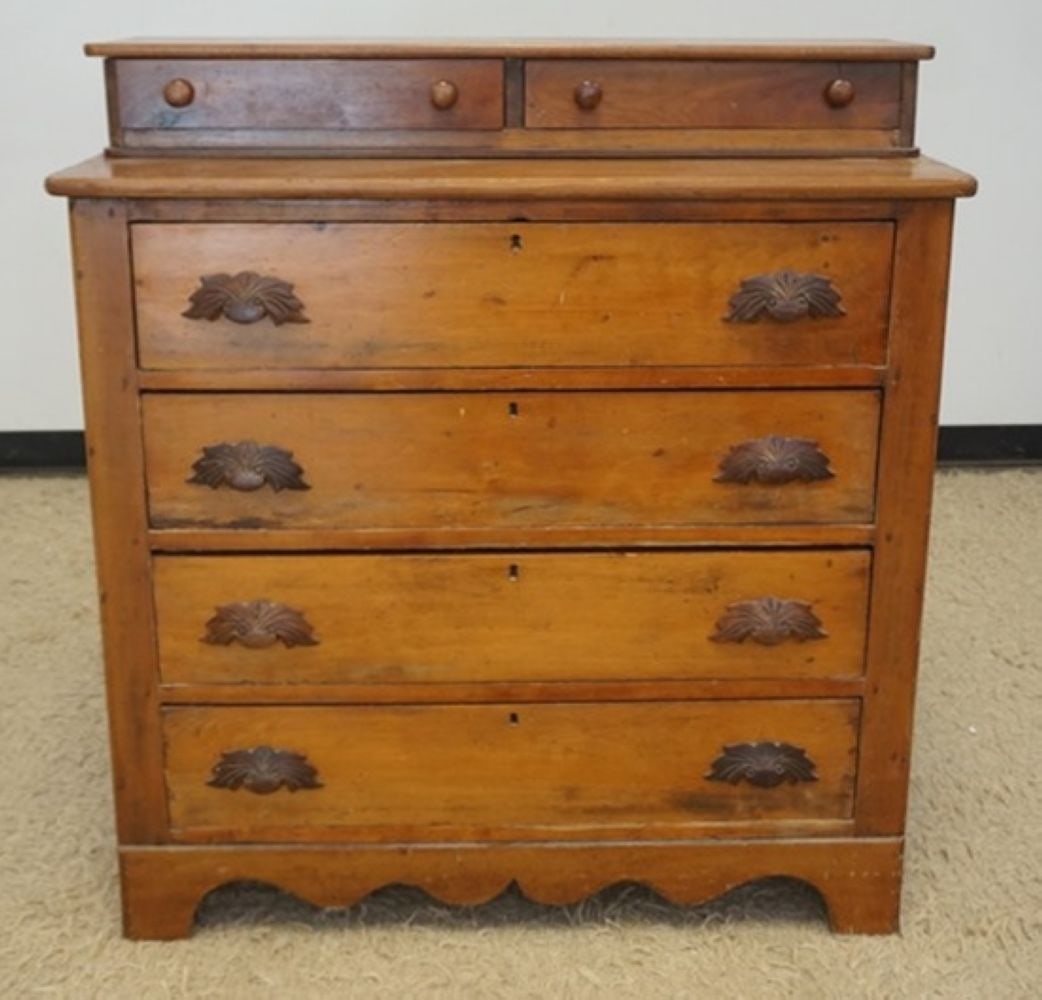 PINE COTTAGE STEP BACK CHEST (1 of 4)