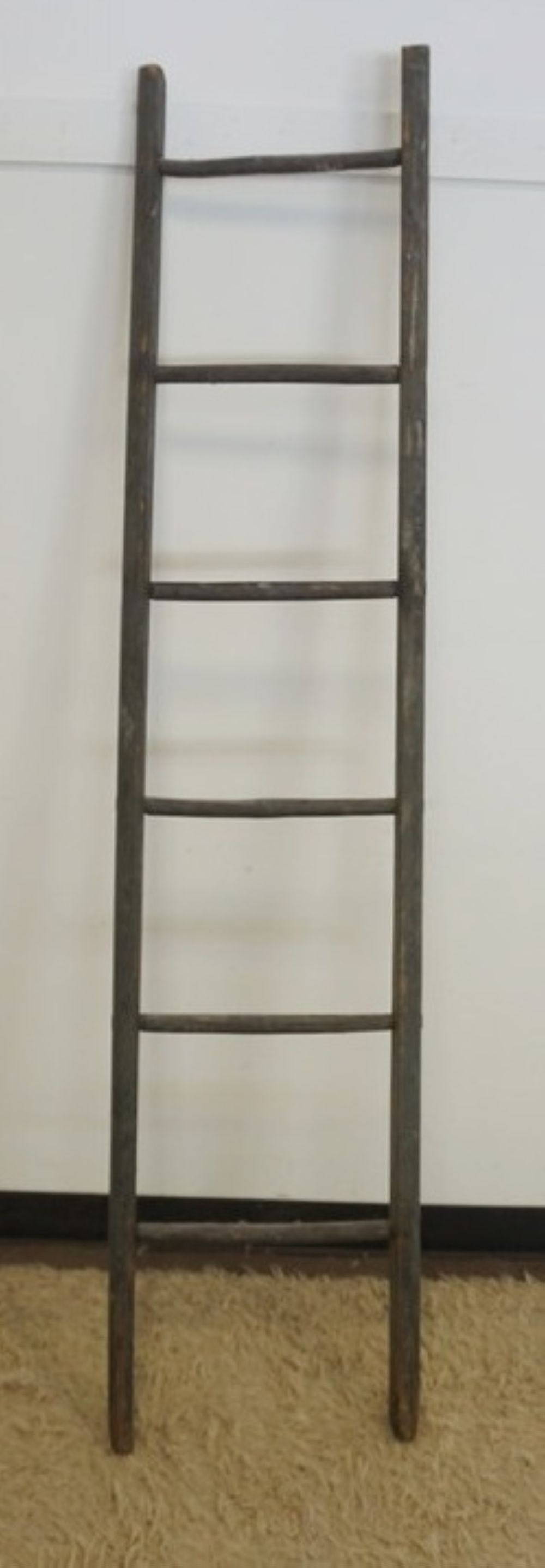 PRIMITIVE WOOD LADDER (1 of 3)