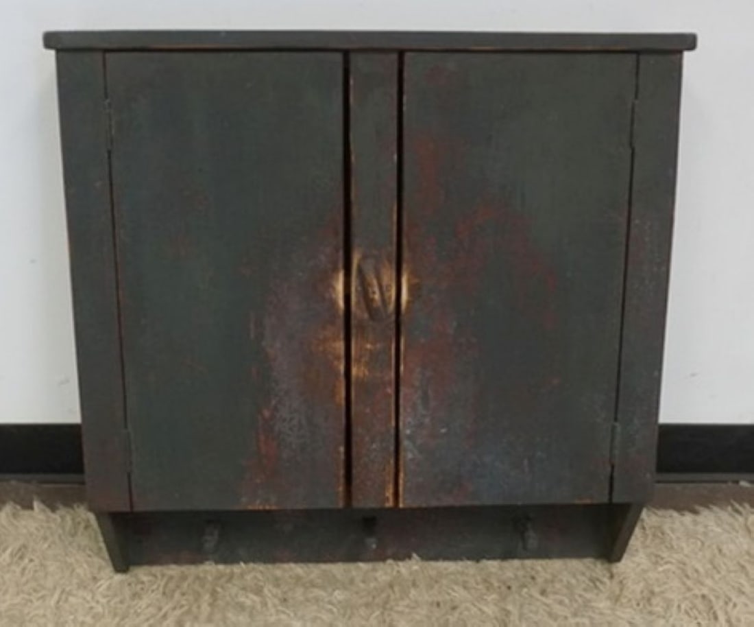 HANGING CUPBOARD (1 of 4)