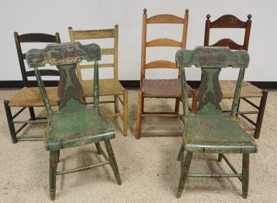 ASSORTED ANTIQUE CHAIAR: GROUP OF ASSORTED ANTIQUE CHAIRS, INCLUDING RUSH SEAT LADDER BACKS